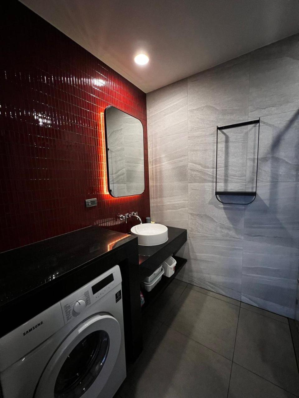 Condo Edge Central Pattaya Εξωτερικό φωτογραφία
